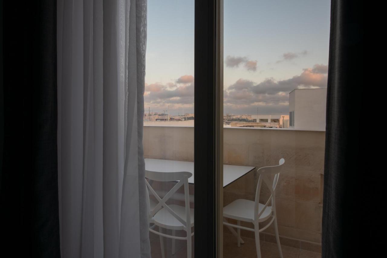 Marea Central Apartments Sliema Luaran gambar